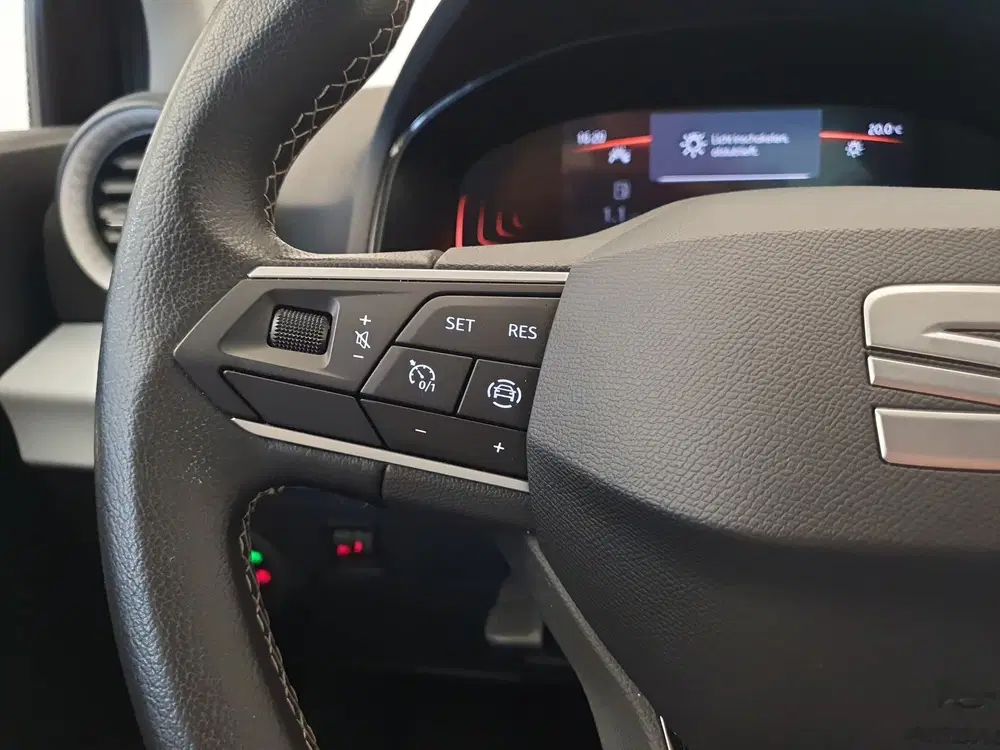 SEAT Arona 1.0 TSI 110pk DSG uit 2024, foto 14