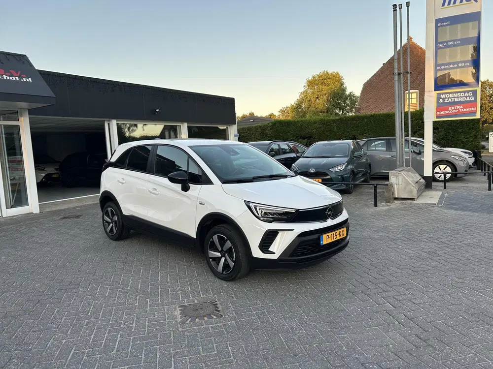 Opel Crossland 1.2 Turbo Edition uit 2022, foto 2
