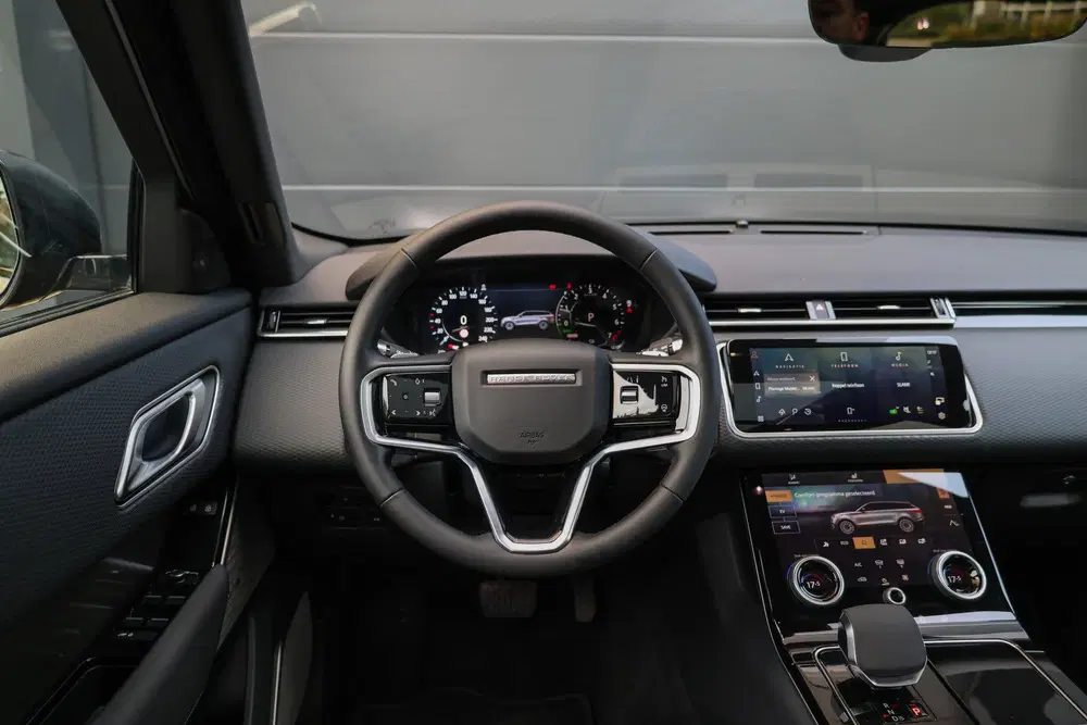 Land Rover Range Rover Velar 2.0 P400e uit 2022, foto 10