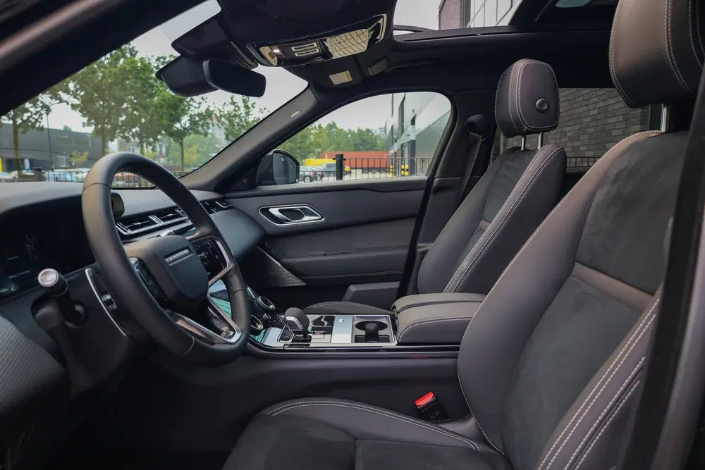 Land Rover Range Rover Velar 2.0 P400e uit 2022, foto 14
