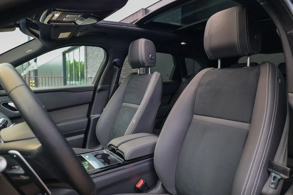 Land Rover Range Rover Velar 2.0 P400e uit 2022, foto 5