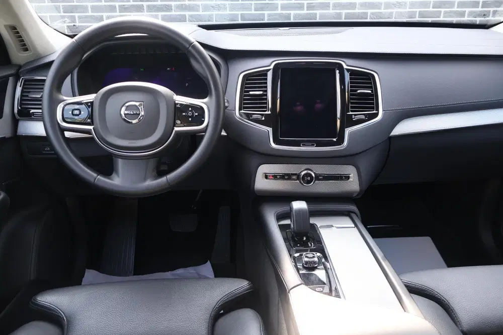 Volvo XC90 Plug-in Hybrid T8 AWD Ultimate Dark uit 2023, foto 10