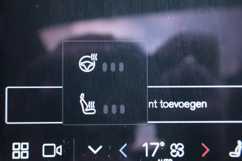 Volvo XC90 Plug-in Hybrid T8 AWD Ultimate Dark uit 2023, foto 11