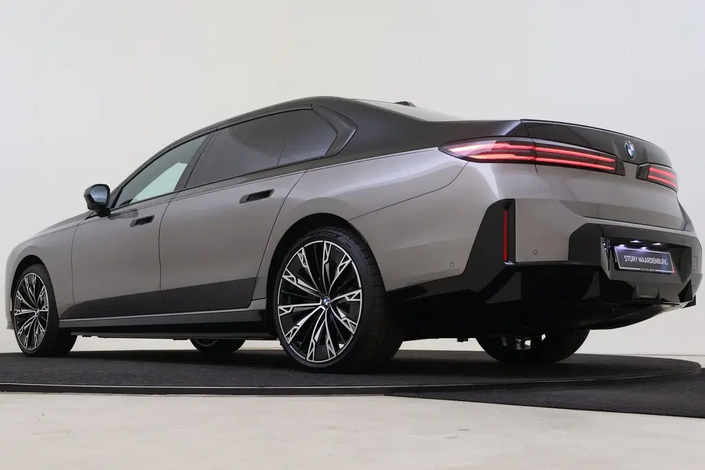 BMW i7 50 xDrive M Sport uit 2026, foto 11