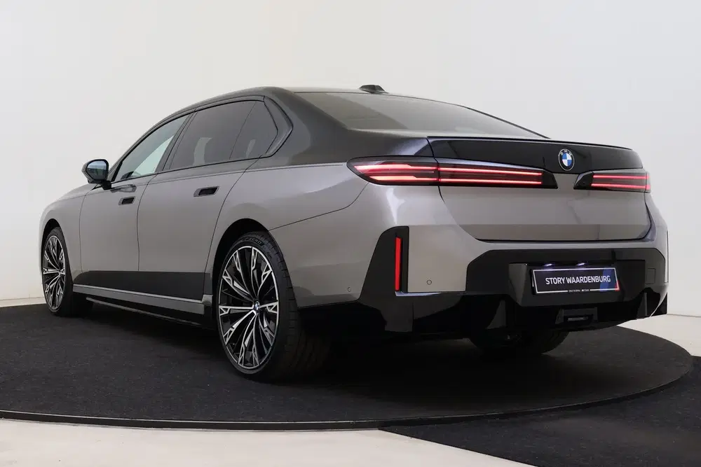BMW i7 50 xDrive M Sport uit 2026, foto 15