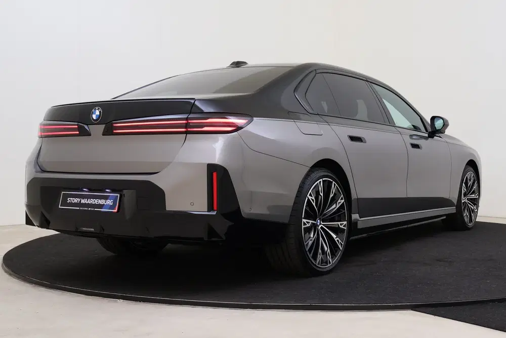 BMW i7 50 xDrive M Sport uit 2026, foto 2