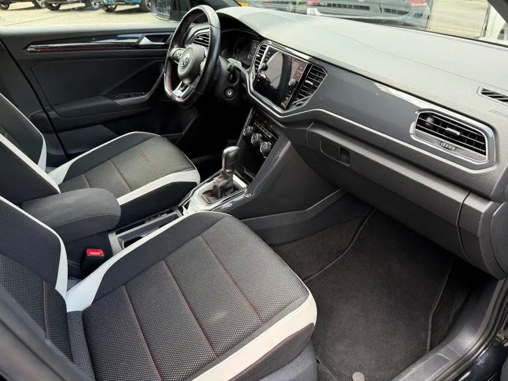 Volkswagen T-Roc 1.5 TSI SPORT BNSR BJ.2019 PANO TREKHAAK uit 2019, foto 13