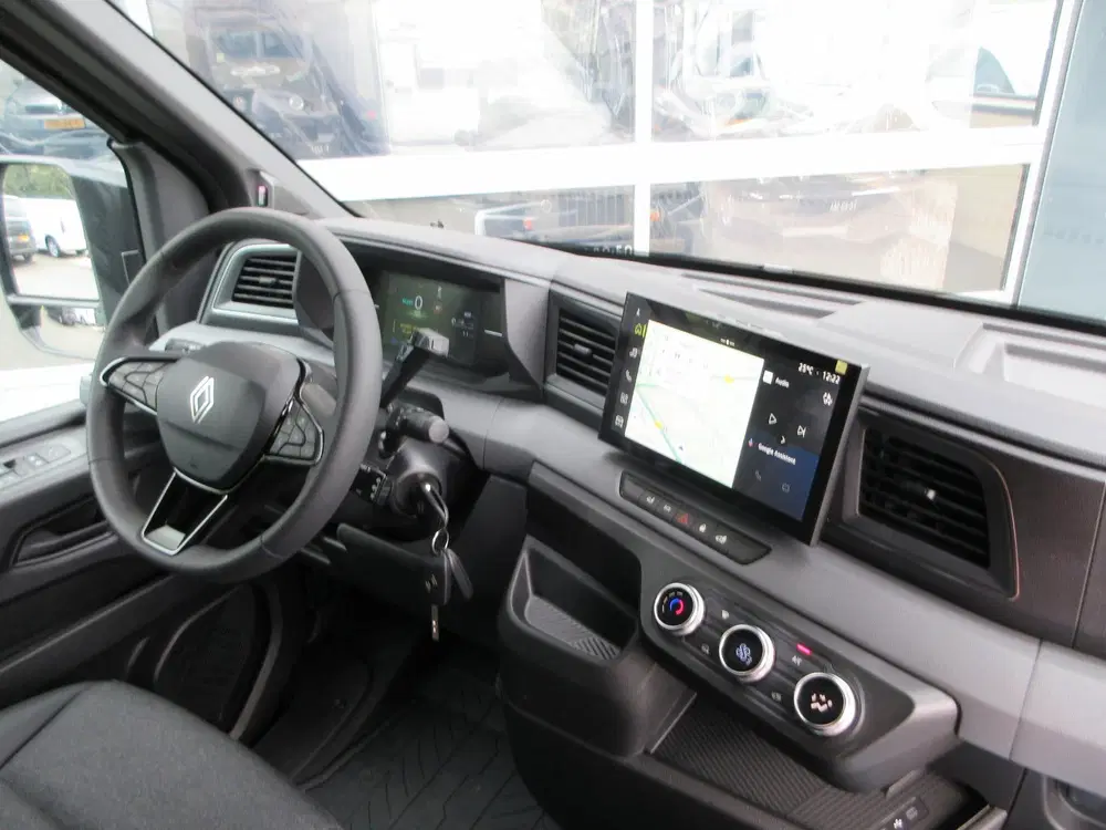Renault Master E-TECH T35 L2H2 Extra long range 87 kWh na uit 2026, foto 10