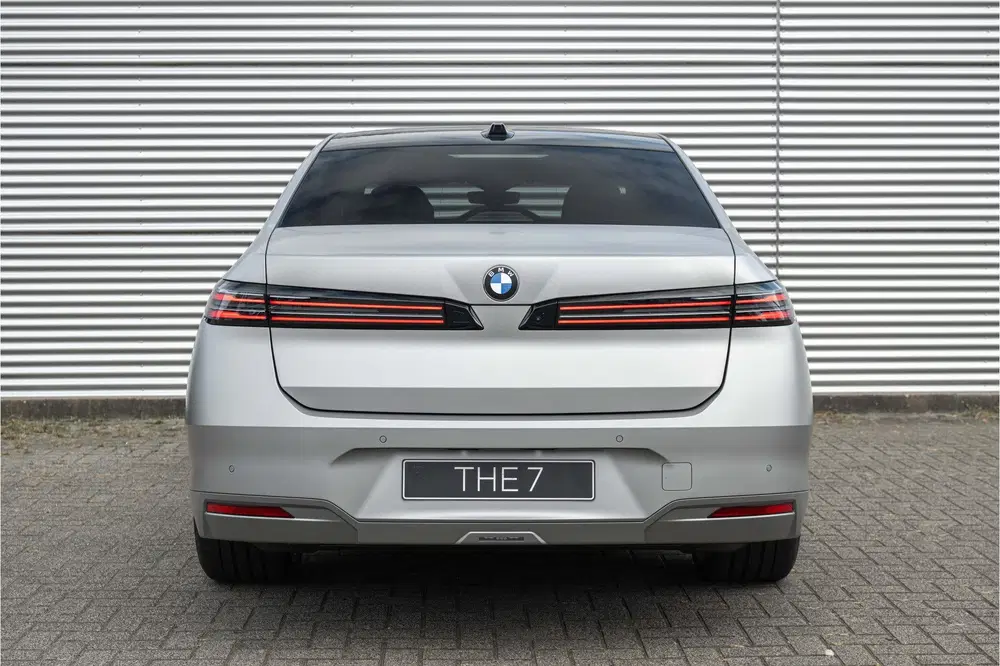 BMW i7 50 xDrive uit 2026, foto 10