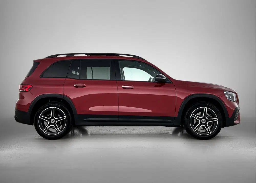 Mercedes-Benz GLB 200 Business Solution AMG uit 2023, foto 14
