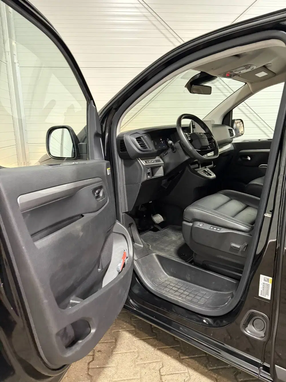 Opel Vivaro L3 75 kWh DC uit 2025, foto 14