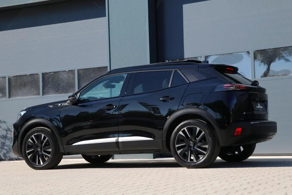 Peugeot 2008 EV 54 kWh uit 2024, foto 4
