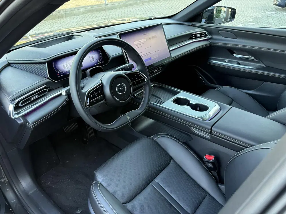 Mazda 6e Takumi Long Range 80 kWh NL auto uit 2026, foto 3