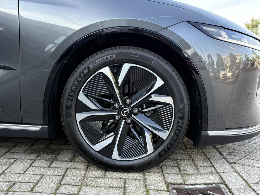Mazda 6e Takumi Long Range 80 kWh NL auto uit 2026, foto 4