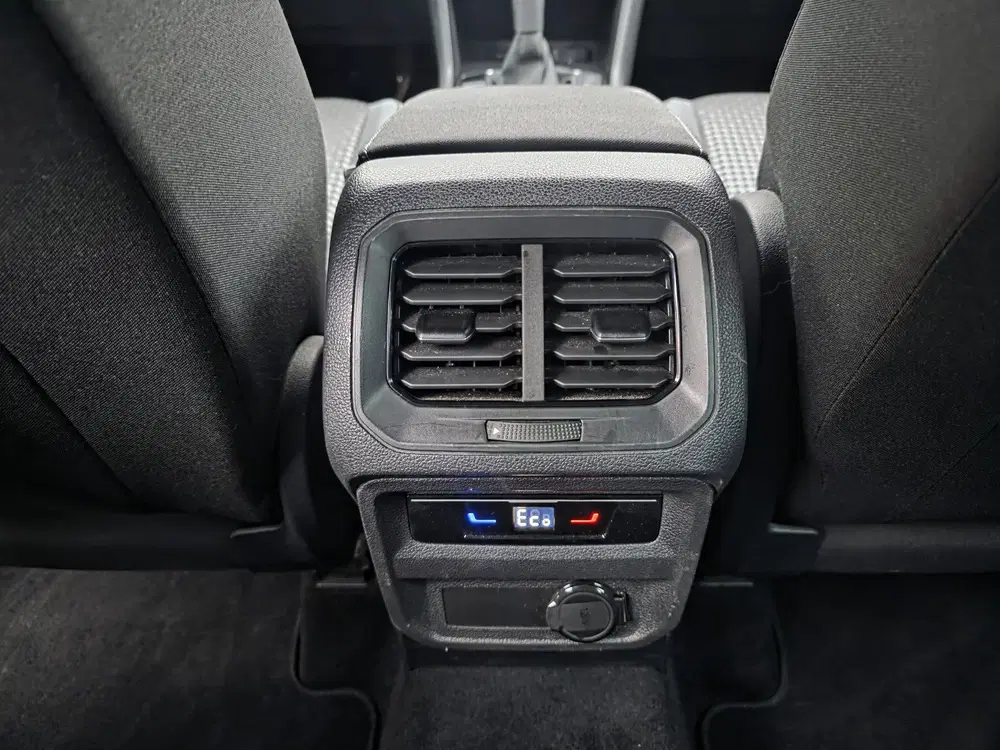Volkswagen Tiguan 1.4 TSI eHybrid Life (bj 2023 uit 2023, foto 8