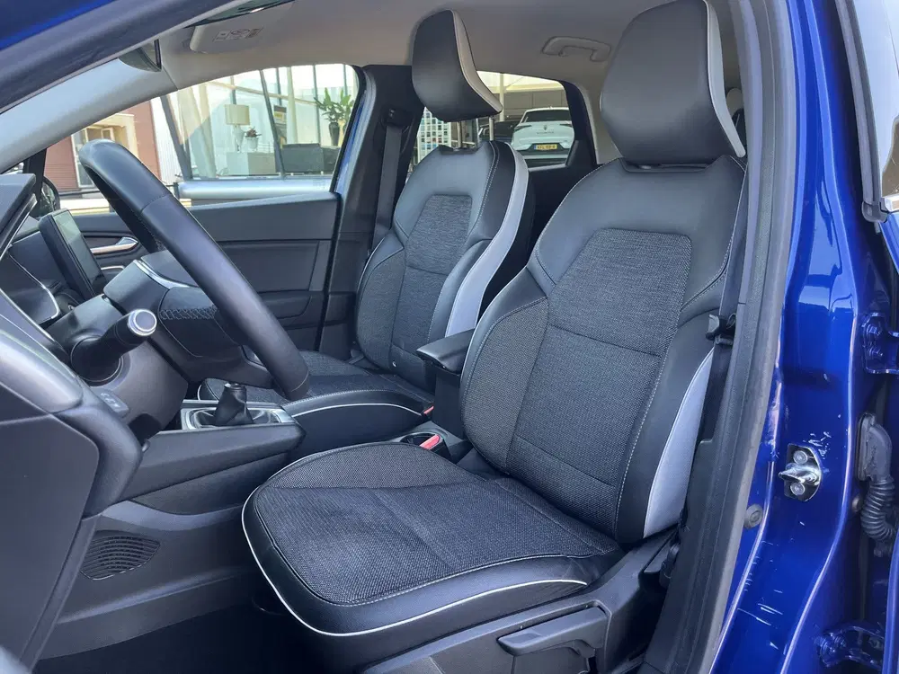 Renault Captur 1.0 TCe 90 Intens uit 2021, foto 11