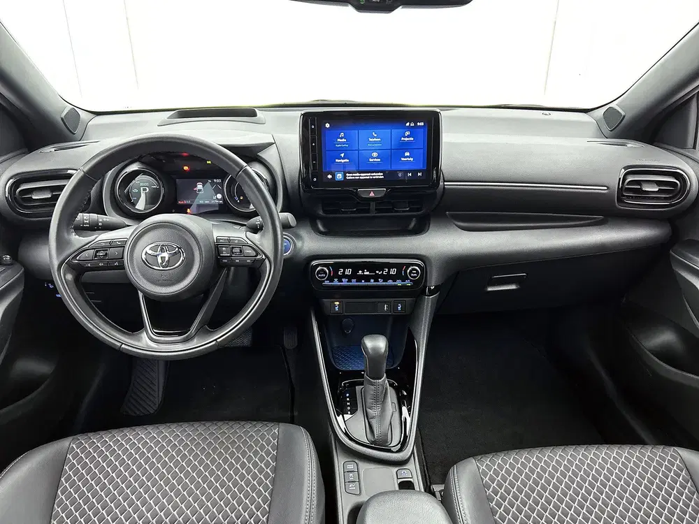 Toyota Yaris 1.5 Hybrid Executive uit 2022, foto 4