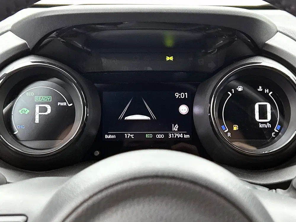 Toyota Yaris 1.5 Hybrid Executive uit 2022, foto 5