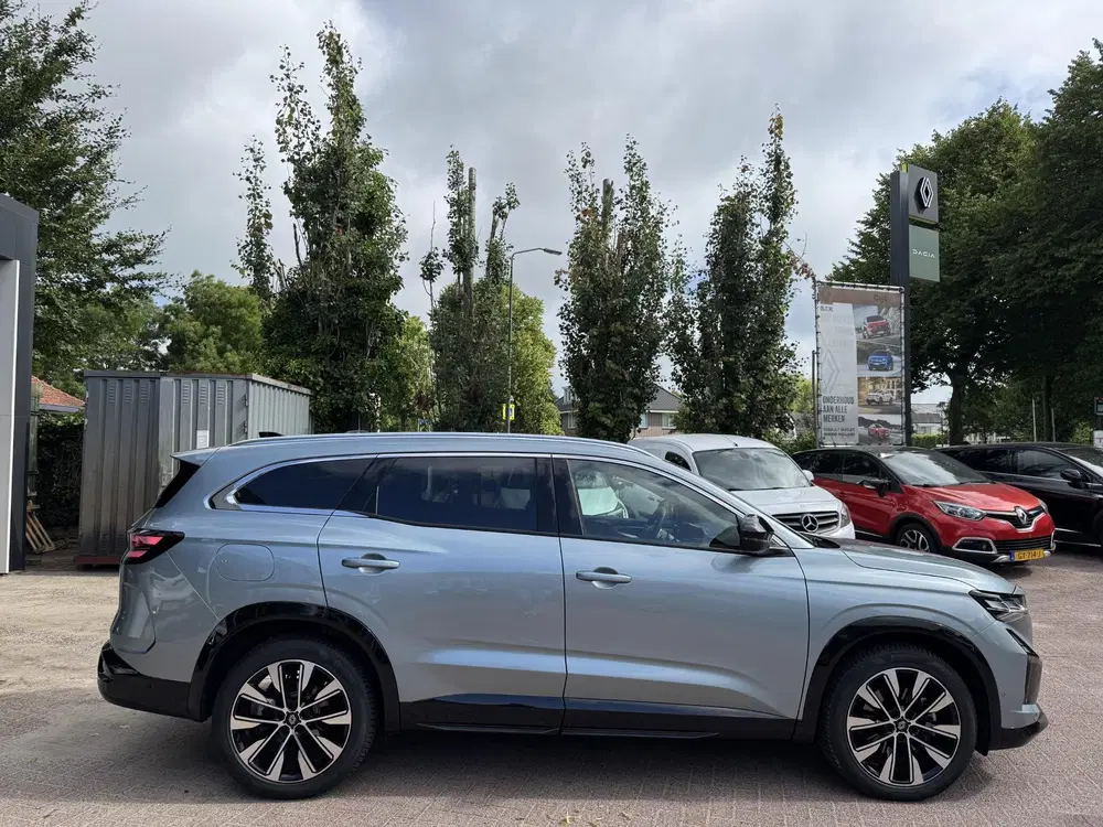 Renault Espace E-Tech full hybrid 200 techno 7P+Pack Soli uit 2025, foto 4