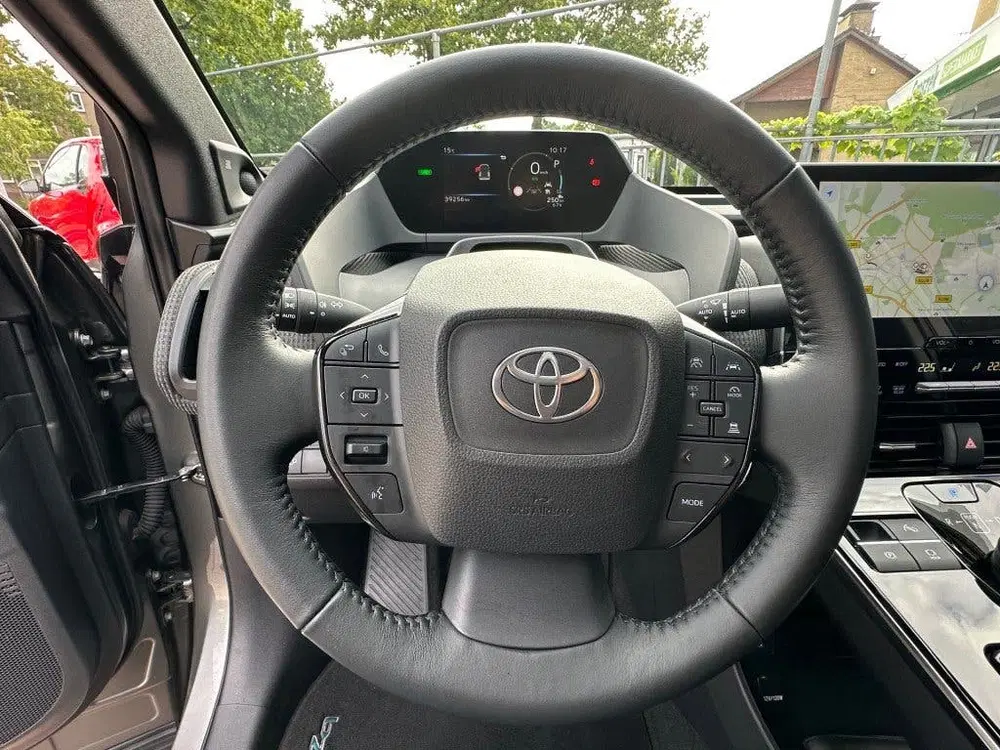 Toyota bZ4X Premium 4WD 71 KWH Glazen dak Leder JBL St uit 2022, foto 13