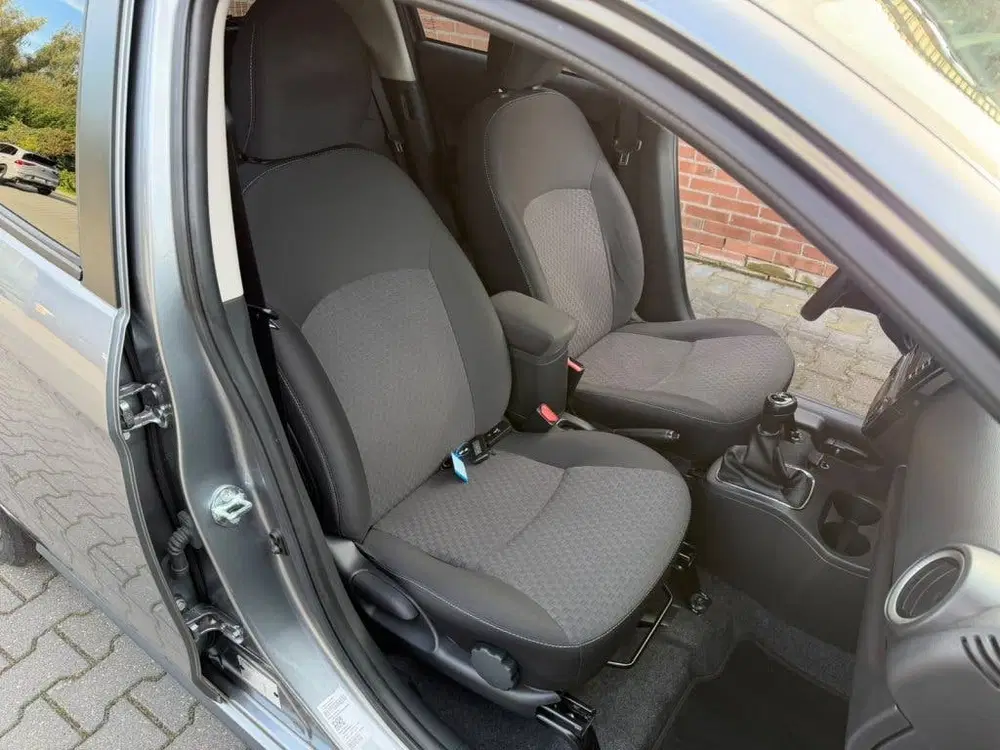 Mitsubishi Space Star 1.2 Advance uit 2019, foto 7