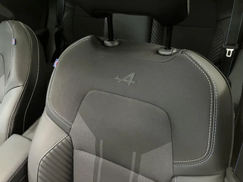 Renault Symbioz 1.8 E-Tech full hybrid 160 esprit Alpine uit 2026, foto 6