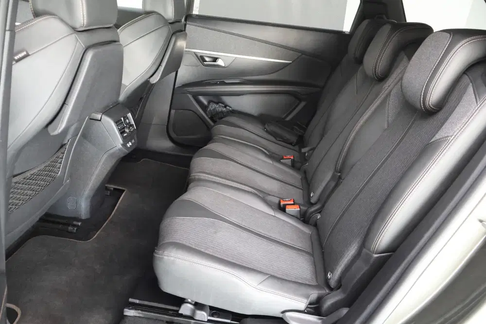 Peugeot 5008 1.6T 180pk Aut. 7p GT-Line FULL LED uit 2020, foto 11