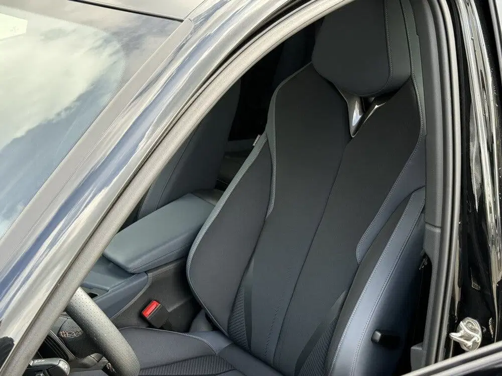 Cupra Terramar 1.5 TSI e-Hybrid Business uit 2025, foto 14