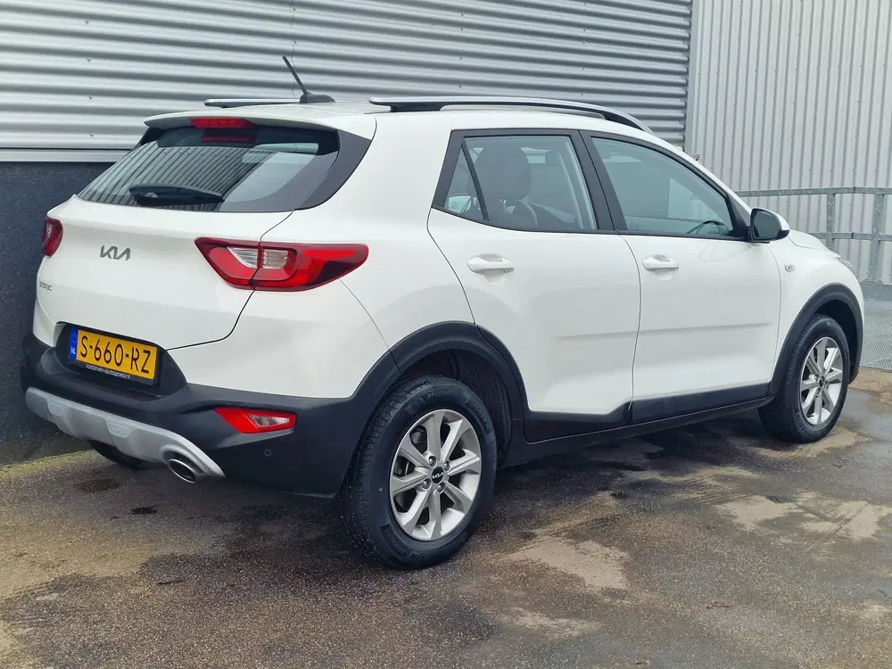 Kia Stonic 1.0 T-GDi MHEV DynamicLine Nieuw geleverd uit 2023, foto 6