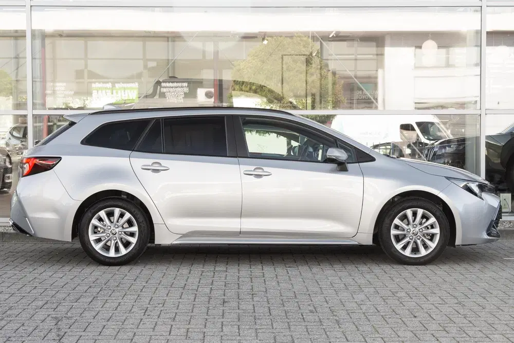 Toyota Corolla Hybrid 140 Active Trekhaak uit 2024, foto 3