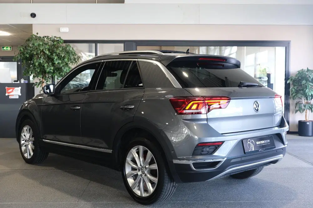Volkswagen T-Roc 1.5 TSI Sport DSG 150 PK Pano Navi Led Acc uit 2019, foto 2