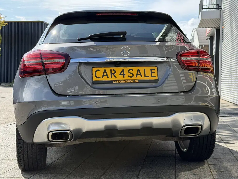 Mercedes-Benz GLA 180 Urban Sport uit 2019, foto 8