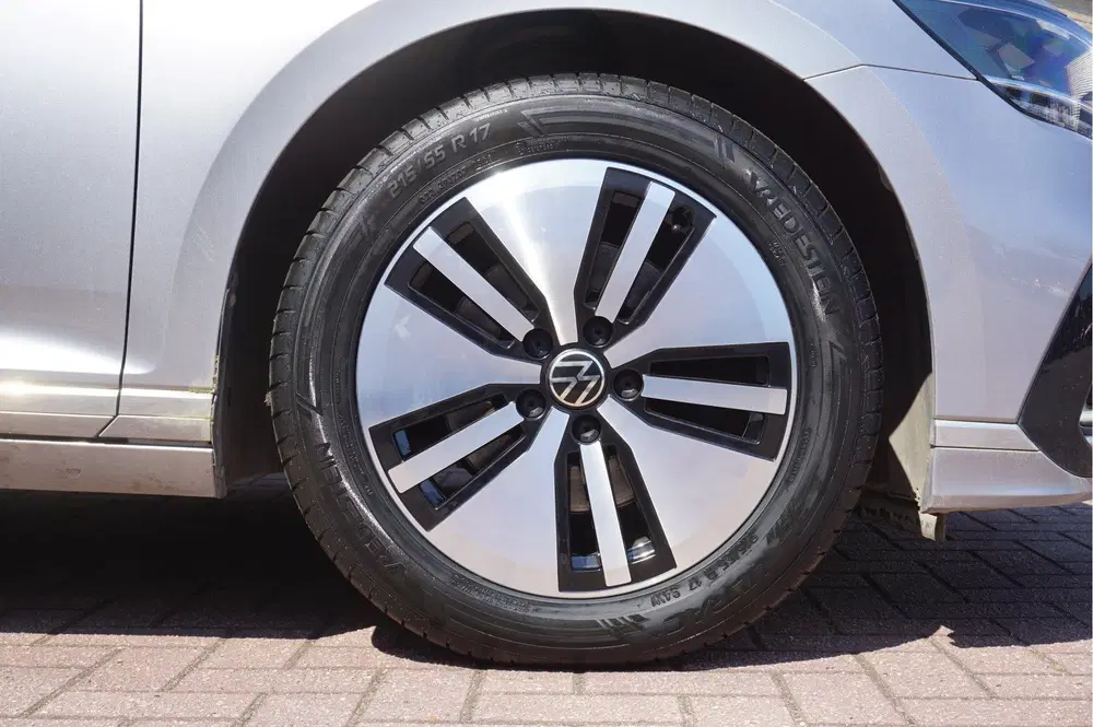 Volkswagen Passat 1.4 TSI PHEV GTE Automaat uit 2022, foto 11