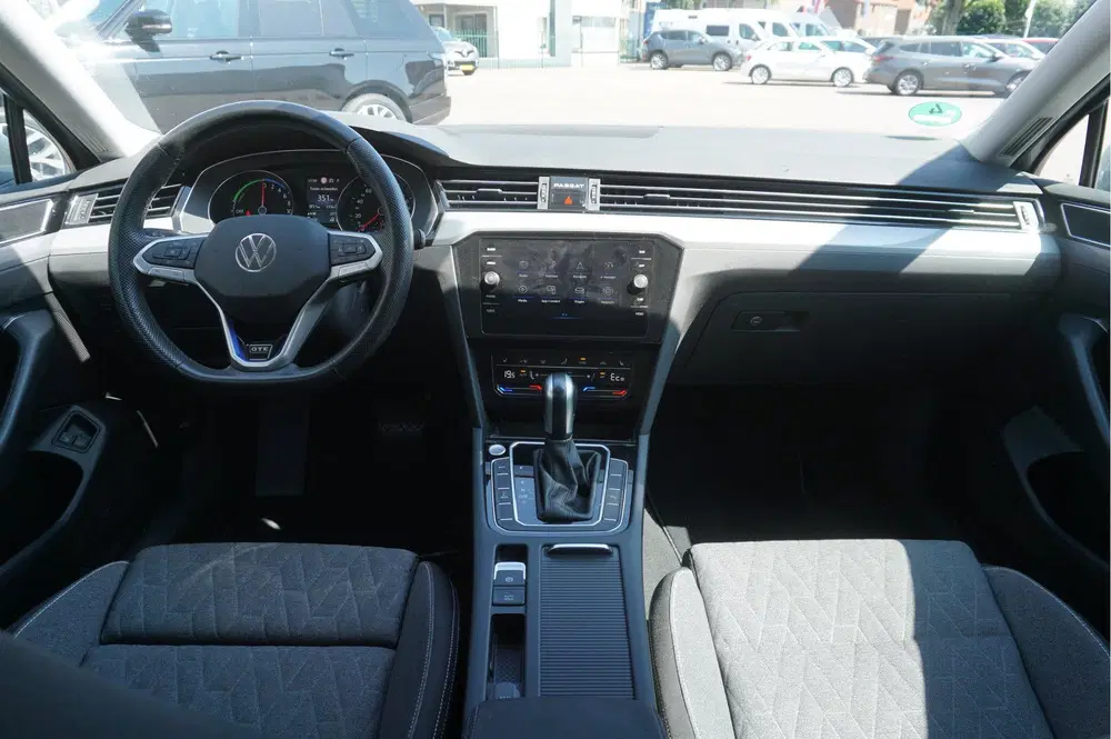 Volkswagen Passat 1.4 TSI PHEV GTE Automaat uit 2022, foto 12
