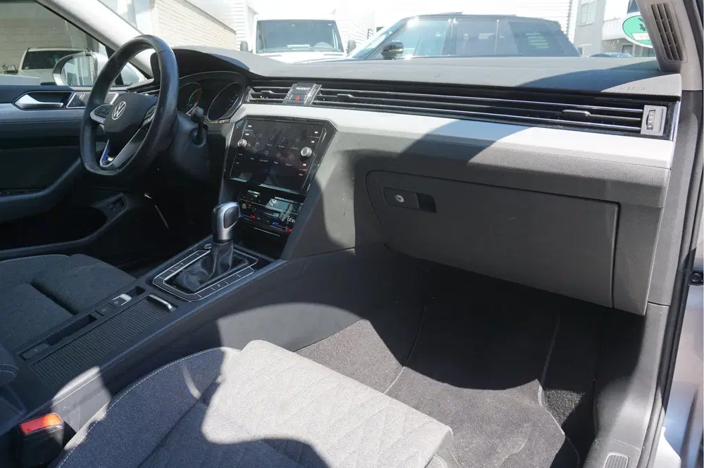 Volkswagen Passat 1.4 TSI PHEV GTE Automaat uit 2022, foto 14