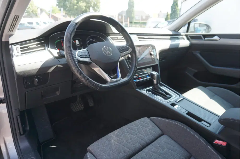 Volkswagen Passat 1.4 TSI PHEV GTE Automaat uit 2022, foto 15