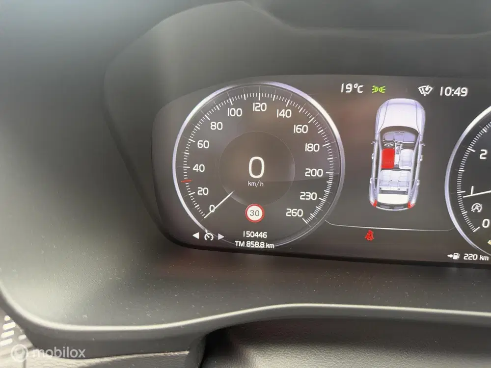 Volvo XC40 2.0 T4 AWD R-Design AUTOMAAT uit 2019, foto 14