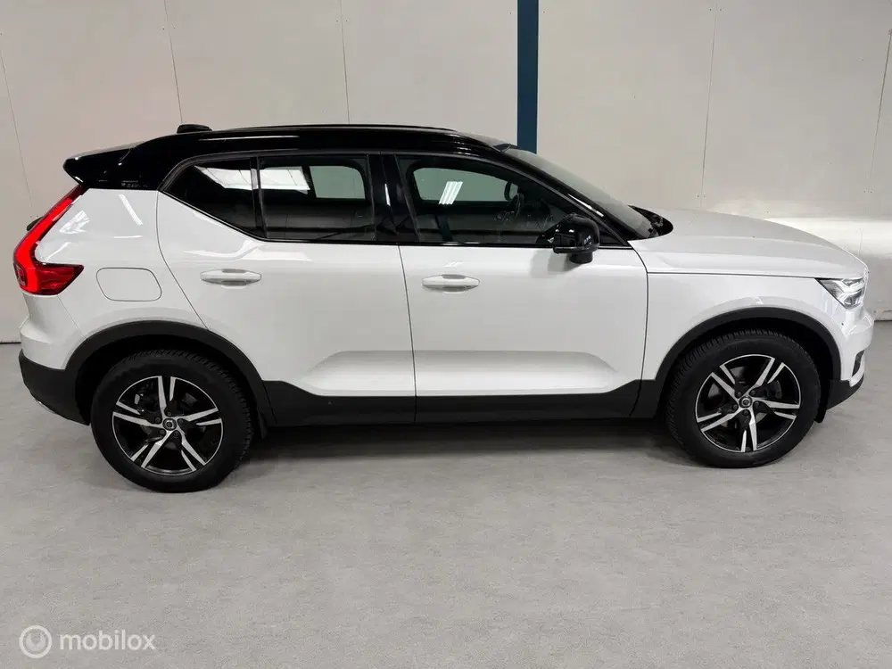Volvo XC40 2.0 T4 AWD R-Design AUTOMAAT uit 2019, foto 5