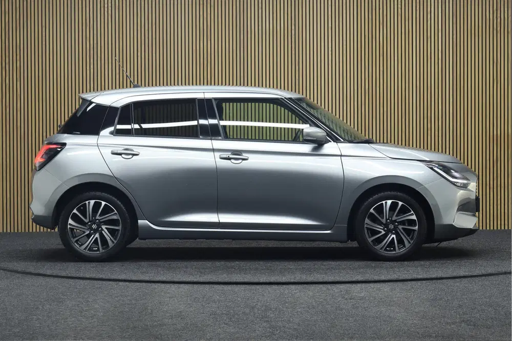 Suzuki Swift 1.2 Style Smart Hybrid uit 2025, foto 11