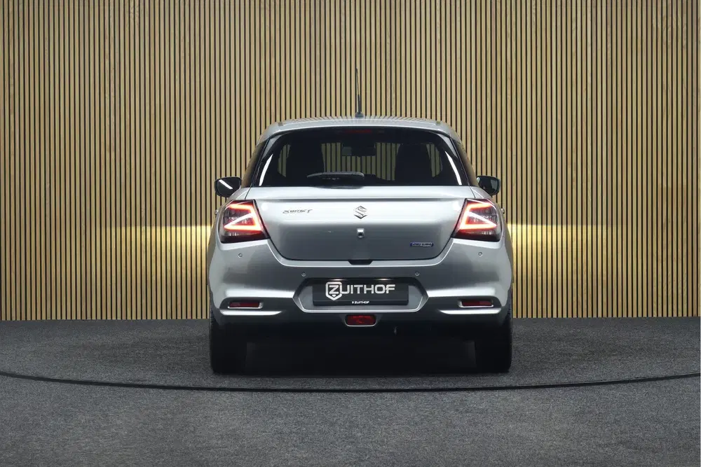 Suzuki Swift 1.2 Style Smart Hybrid uit 2025, foto 4