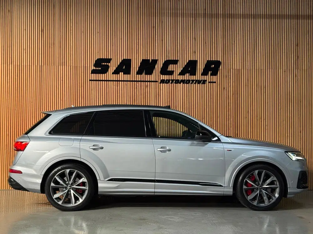 Audi Q7 60 TFSI e quattro S Competition PANO uit 2021, foto 9