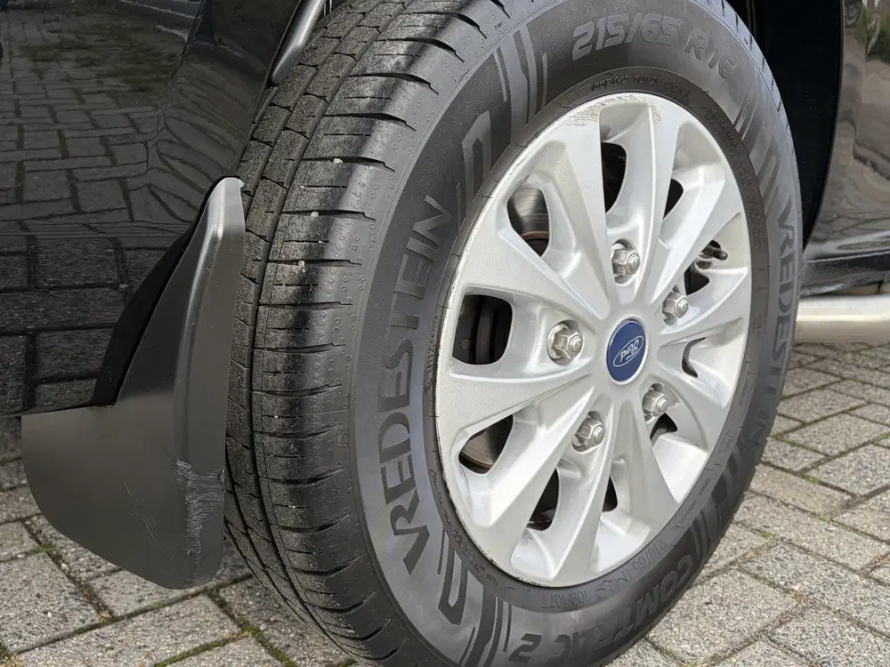 Ford Transit Custom 320 2.0 TDCI 130PK Euro6 L2H1 Limited DC uit 2020, foto 15