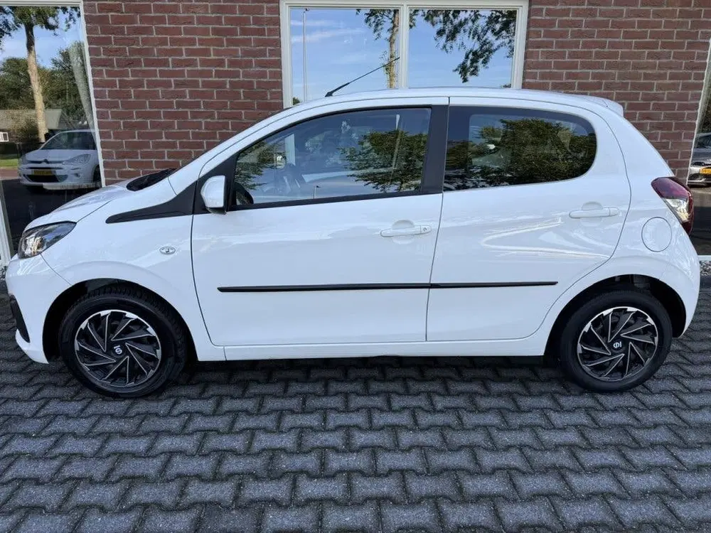 Peugeot 108 1.0 e-VTi Active CARPLAY uit 2021, foto 2