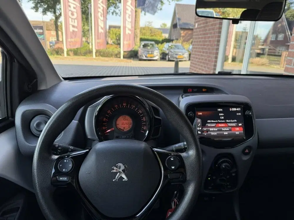 Peugeot 108 1.0 e-VTi Active CARPLAY uit 2021, foto 7