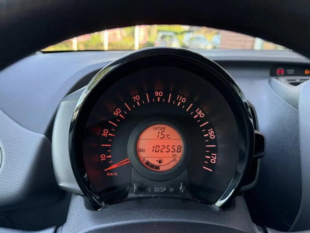 Peugeot 108 1.0 e-VTi Active CARPLAY uit 2021, foto 9