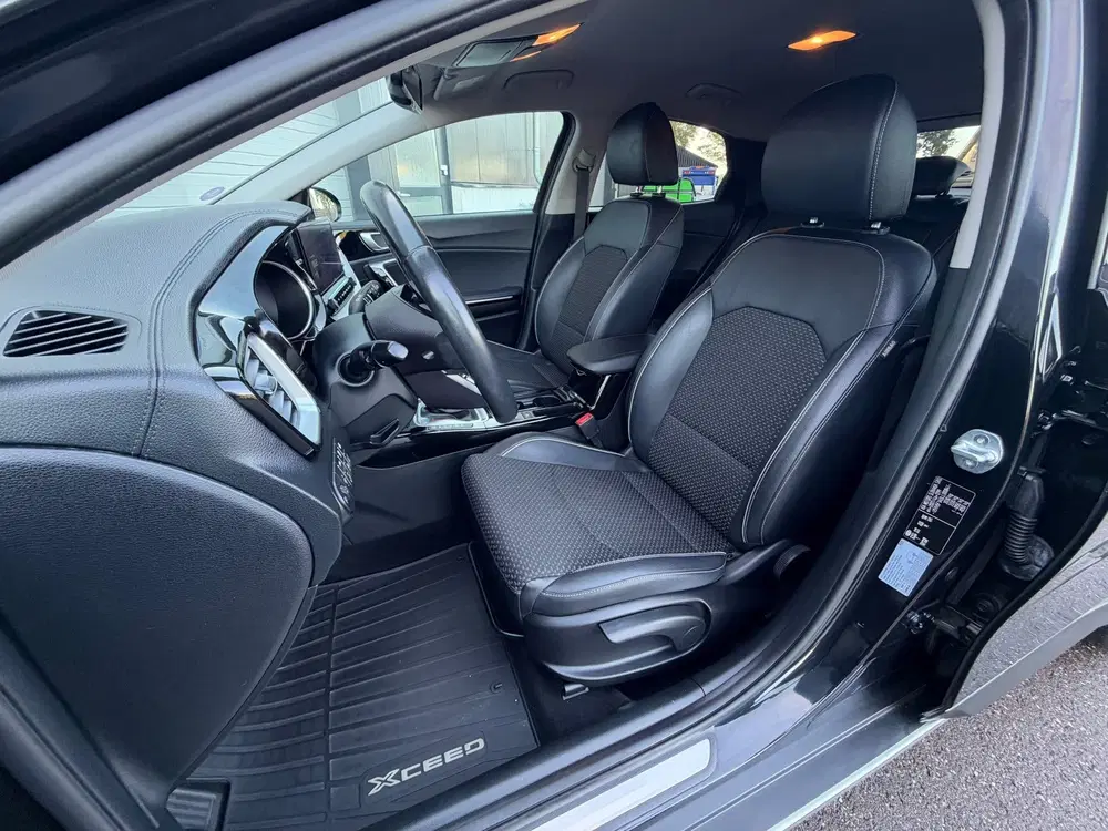 Kia XCeed 1.6 GDi PHEV DynamicPlusLine uit 2021, foto 12