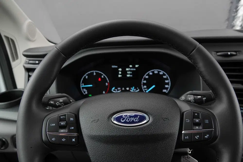 Ford Transit L3H2 2.0Tdci 130PK uit 2024, foto 14