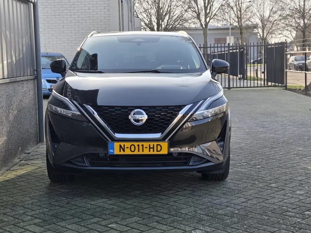 Nissan Qashqai 1.3 MHEV Xtronic Premiere Edition uitvoeri uit 2021, foto 2