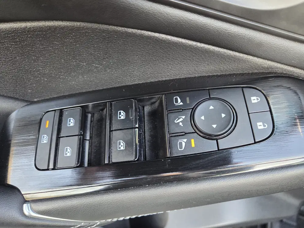 Nissan Qashqai 1.3 MHEV Xtronic Premiere Edition uitvoeri uit 2021, foto 6