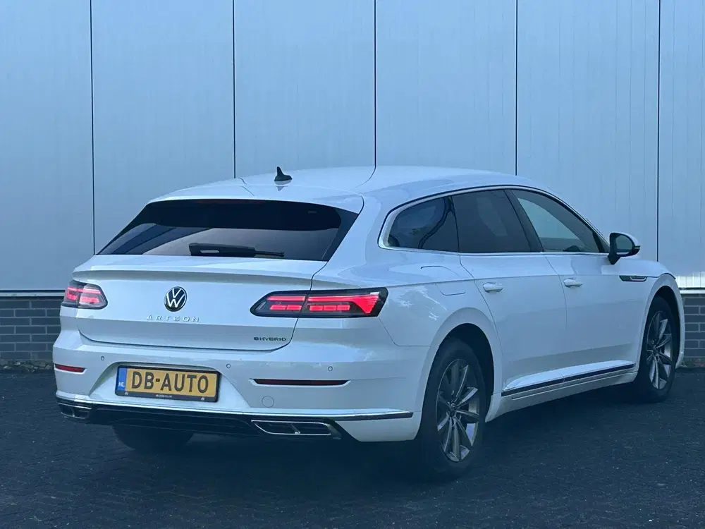 Volkswagen Arteon 1.4 TSI eHybrid R-Line Busi uit 2022, foto 2